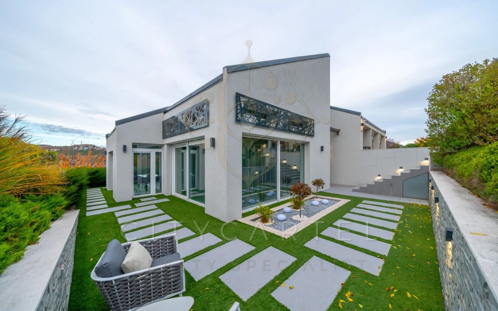 For sale house, Törökbálint