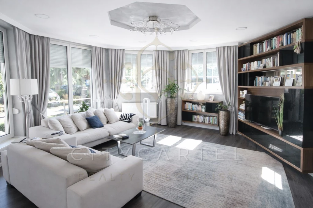 Eladó családi ház, Arnót