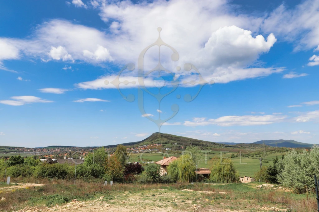 Örökpanorámás Telek Rókahegyen