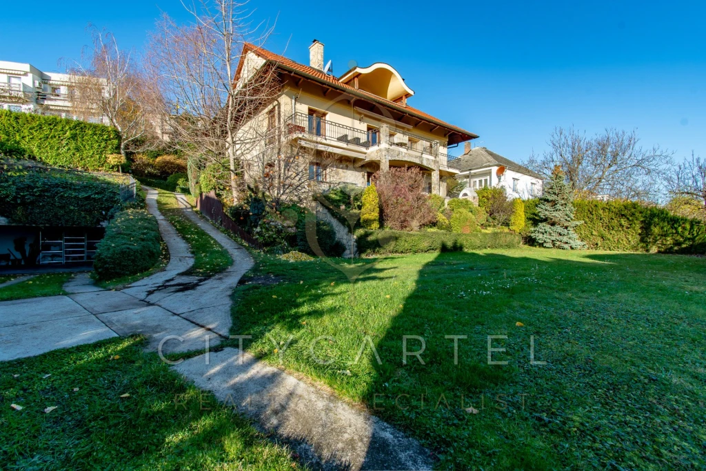 c3-2-name c2-1-name, Budapest XII. kerület, Mártonhegy