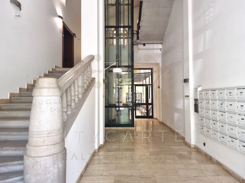 Eladó üzlet, Budapest VI. kerület, Diplomatanegyed