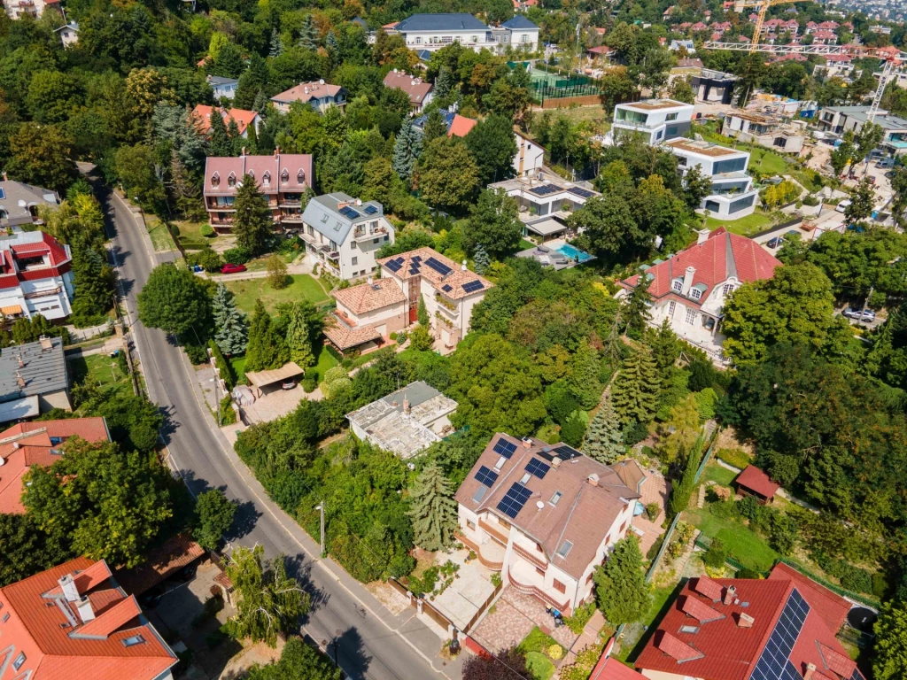 Eladó Telek, Budapest XII. kerület Mártonhegyi út 240.000.000 Ft