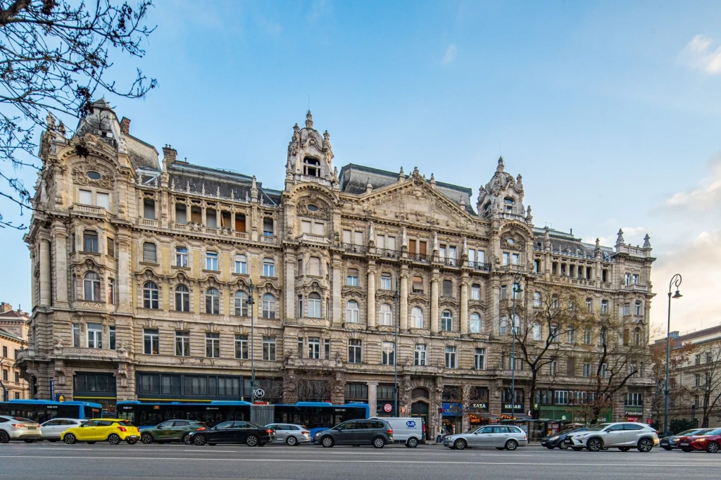 For sale brick flat, Budapest V. kerület, Belváros, Ferenciek tere