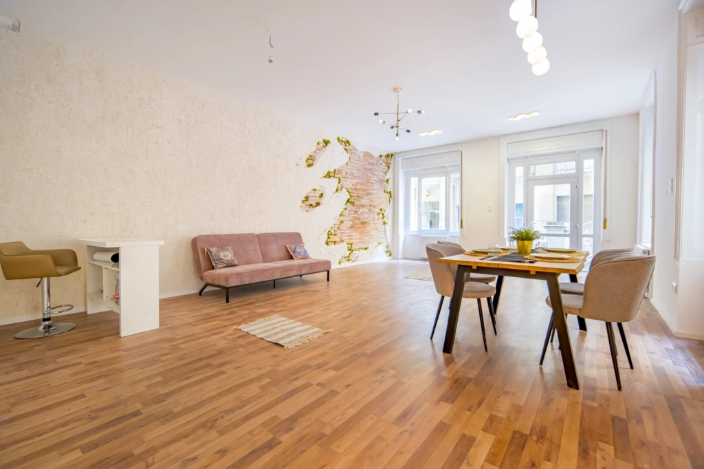 For sale brick flat, Budapest IX. kerület, Ferencváros, Ráday utca