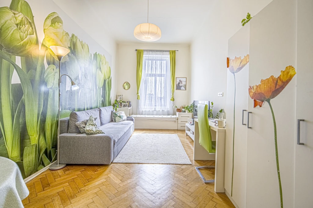 c3-1-name c2-19-name, Budapest IX. kerület, Belső Ferencváros, Közraktár utca