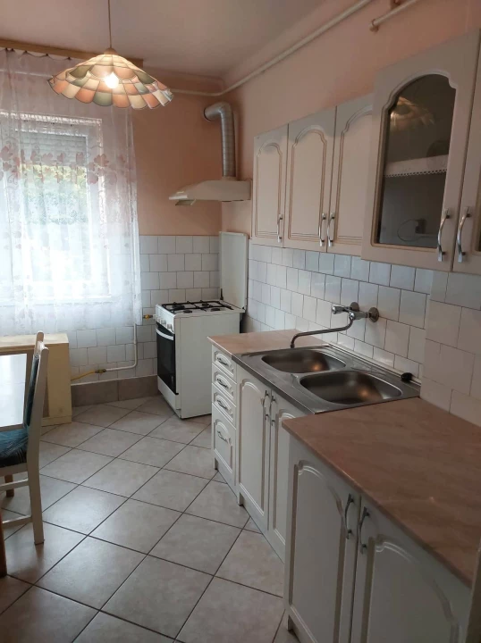 For rent brick flat, Debrecen