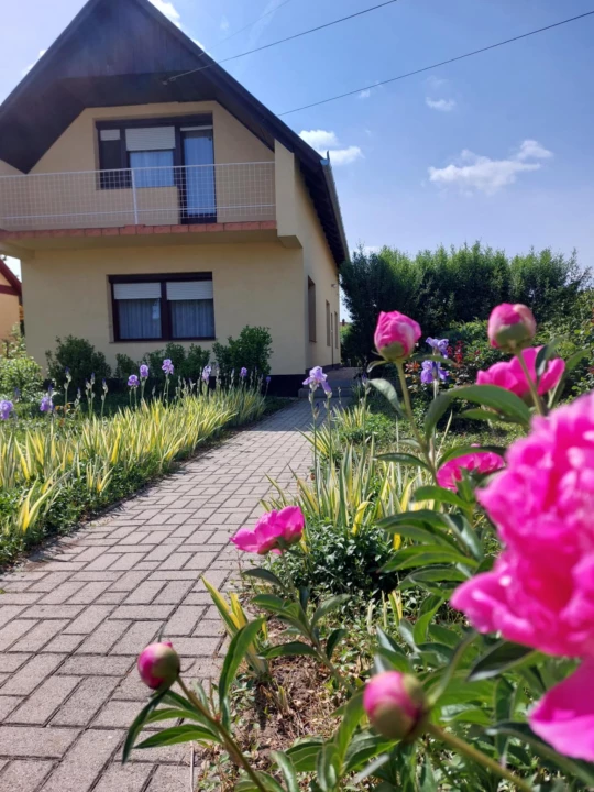 Eladó családi ház, Debrecen