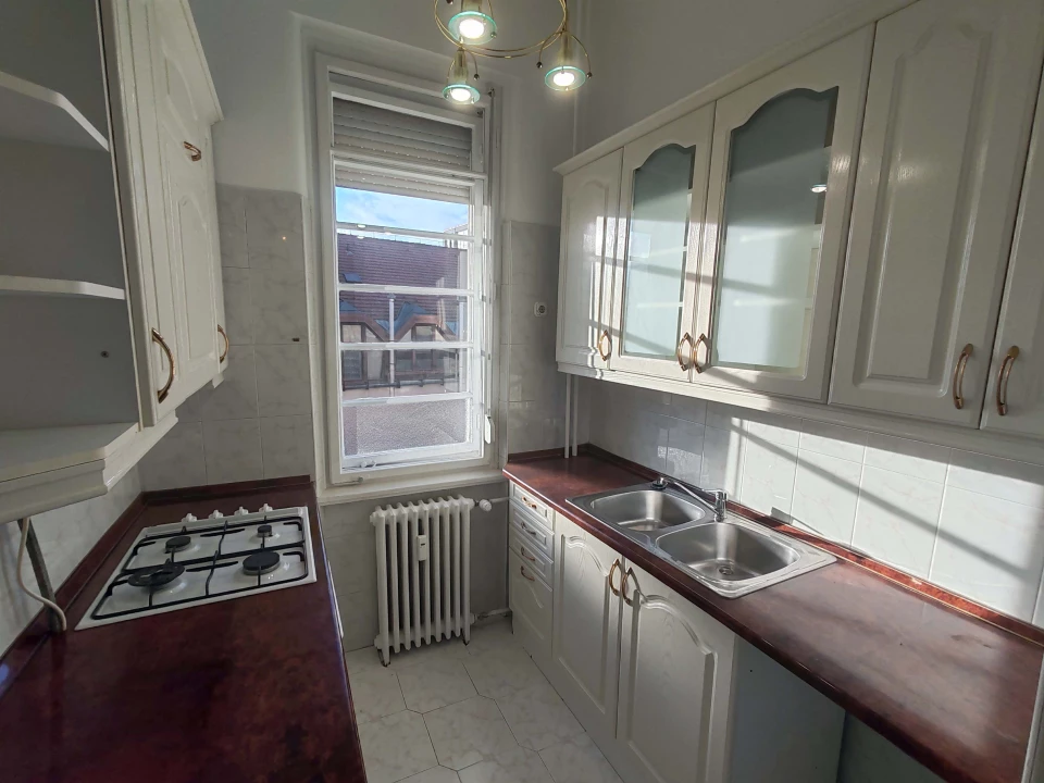 Eladó téglalakás, Debrecen, Hatvan utca 6