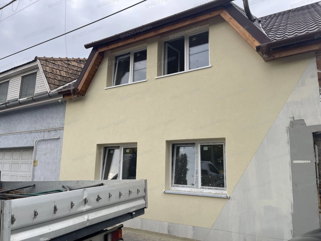 A ZOMBIK NEM TUDNAK ÚSZNI, VEGYÉL LAKÁST CSEPELEN !!!