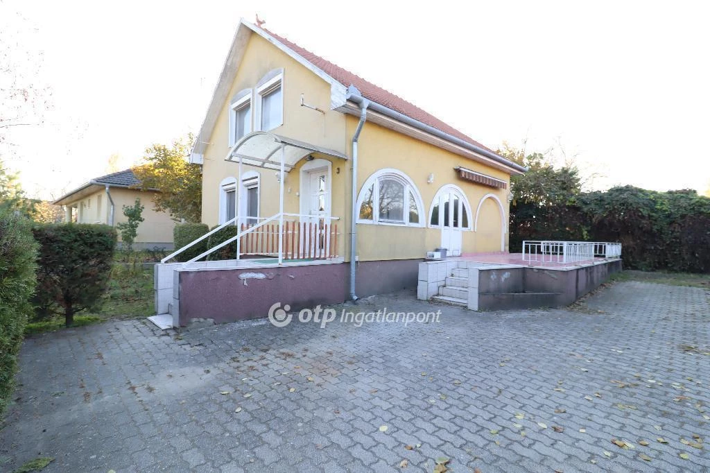 For sale house, Ráckeve