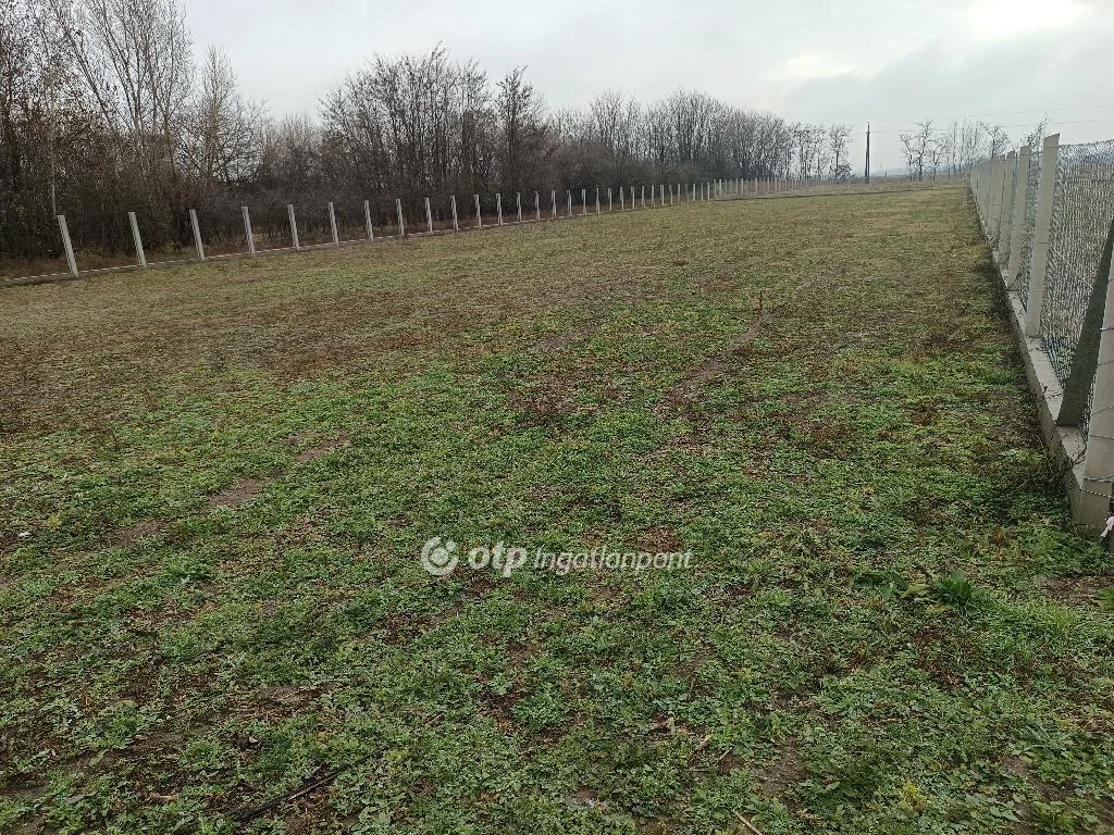 For sale building plot, Kiskunlacháza