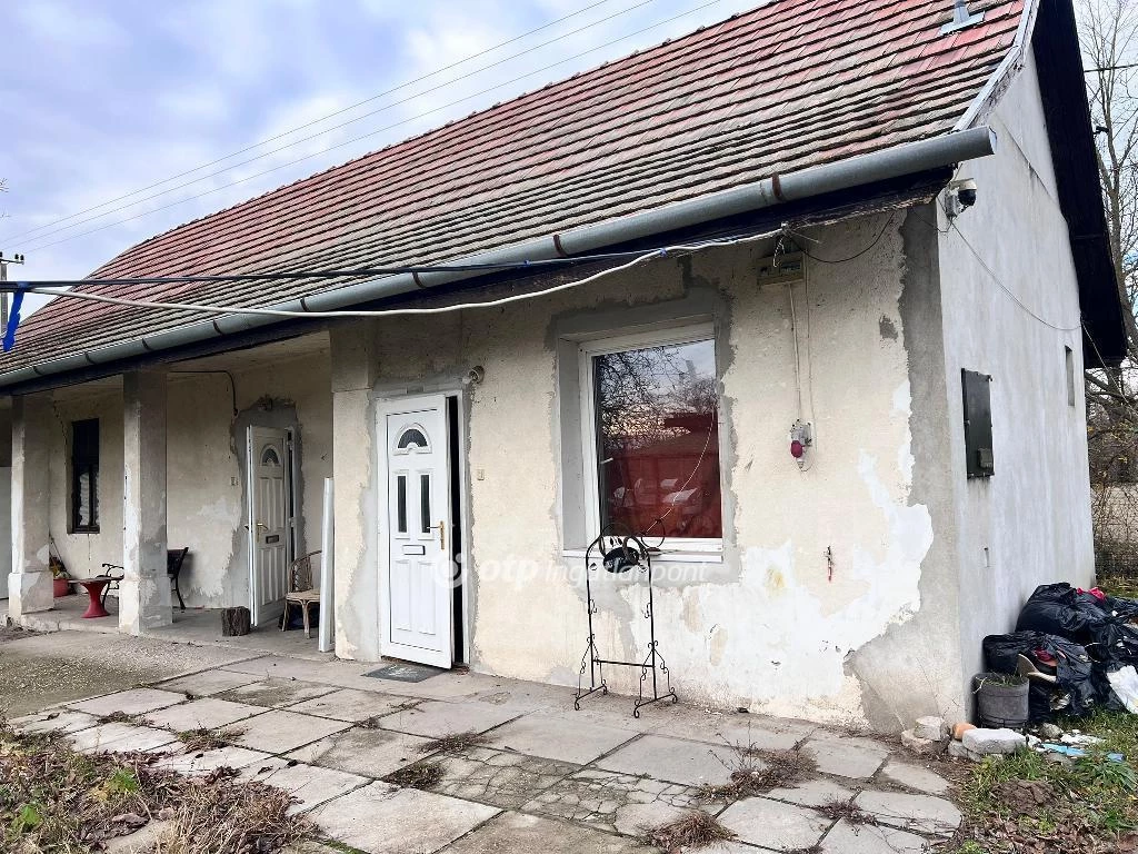 For sale house with a garden, Délegyháza