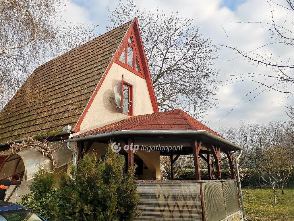 For sale house with a garden, Szigetszentmiklós