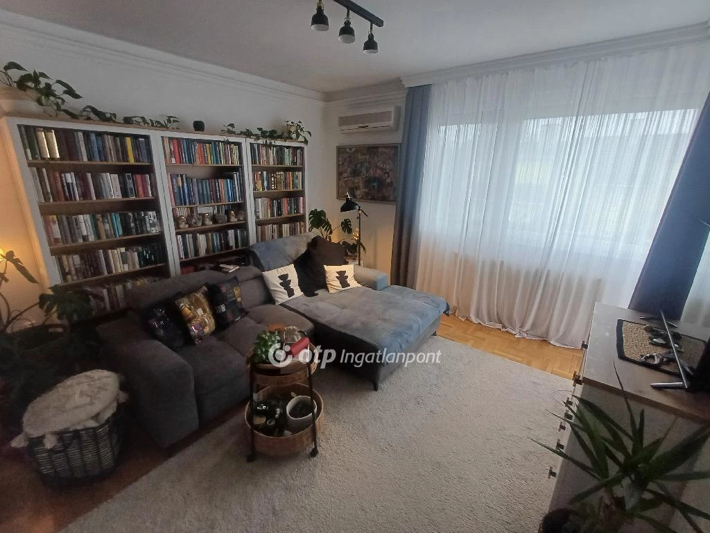 Eladó Lakás, Szigetszentmiklós