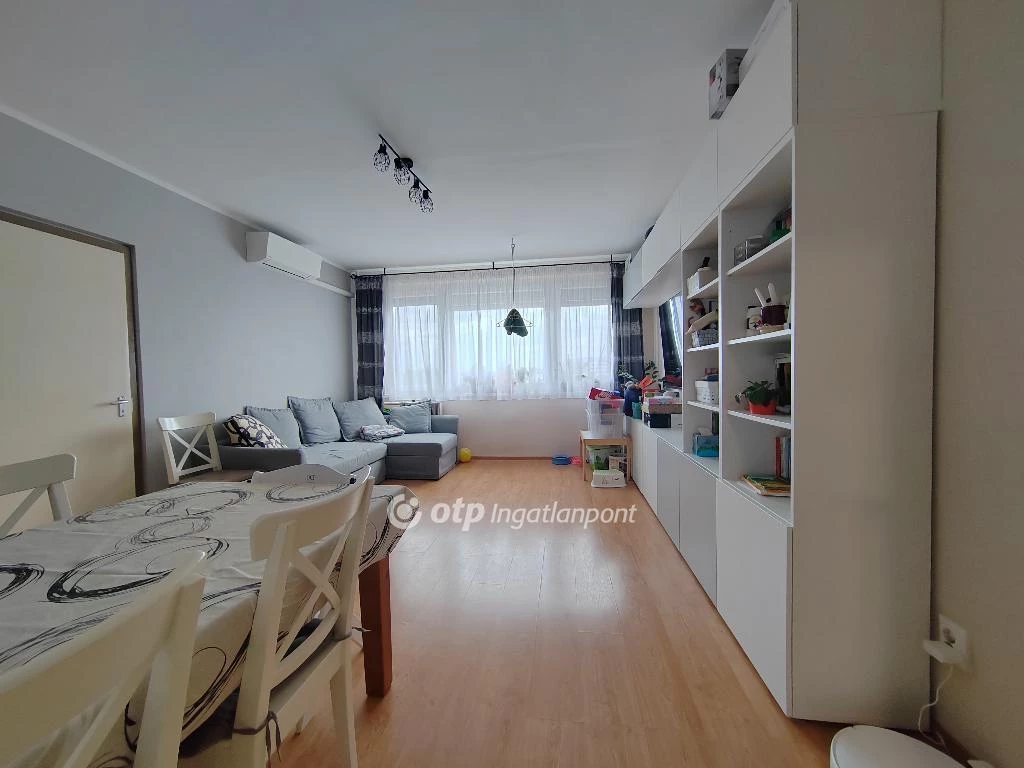 Eladó Lakás, Budapest 10. ker.