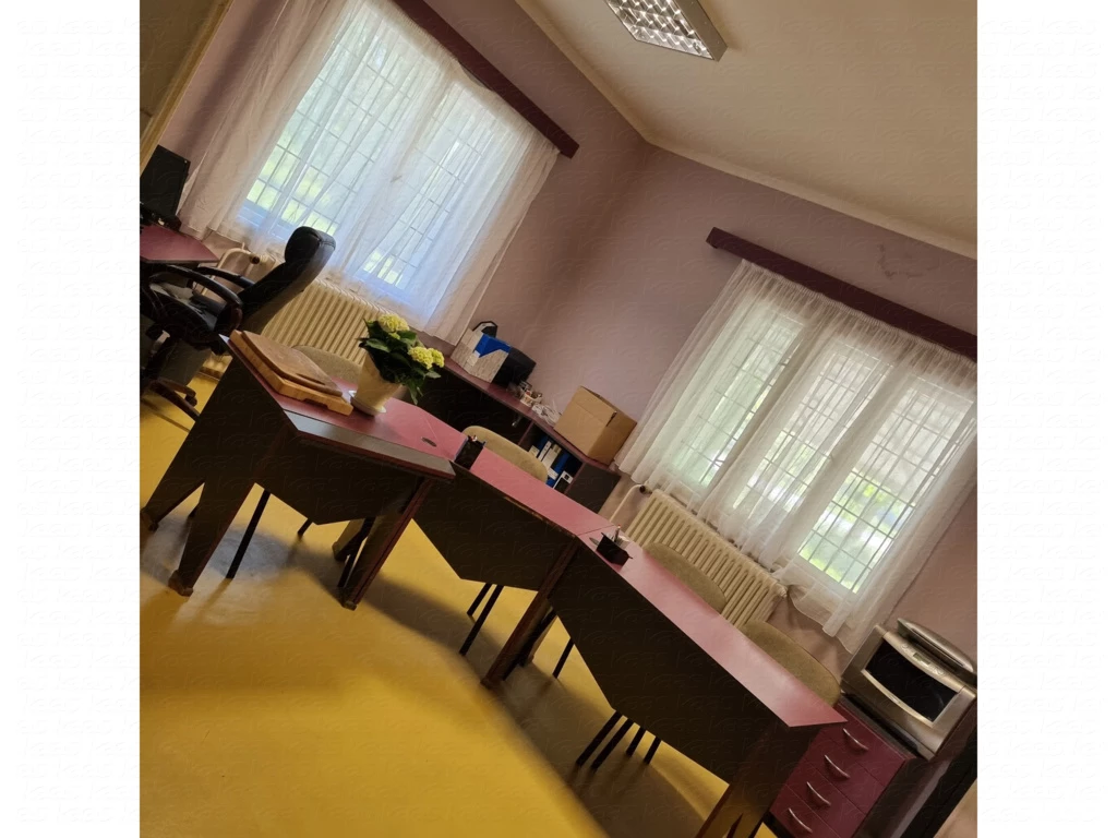 For sale depot, Hódmezővásárhely, Külterület