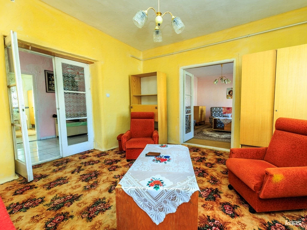 Azonnal birtokba vehető ház! | Sándorfalván, központi részen azonnal birtokba vehető ház!