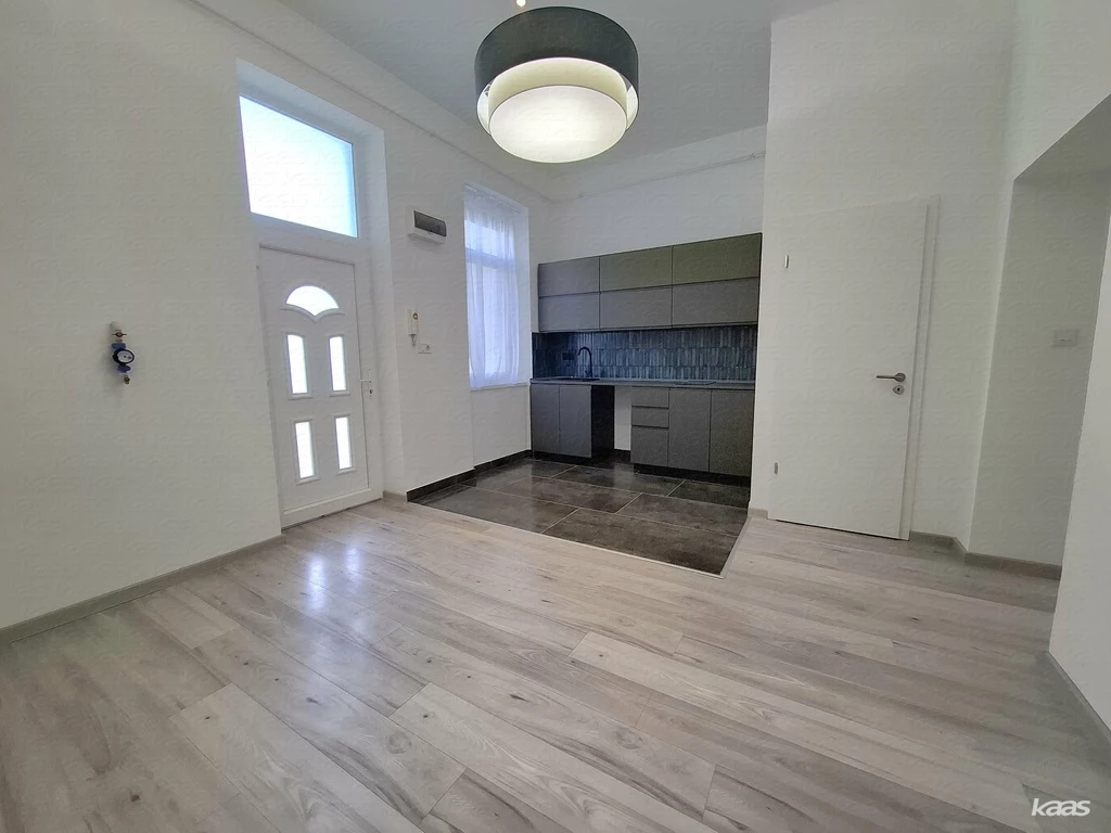 c3-1-name c2-19-name, Szeged, Szeged Belváros