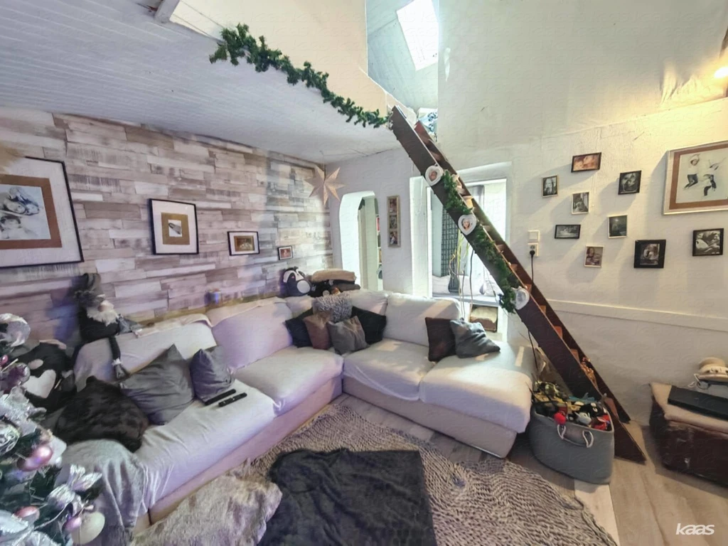 c3-1-name c2-1-name, Szeged, Petőfitelep