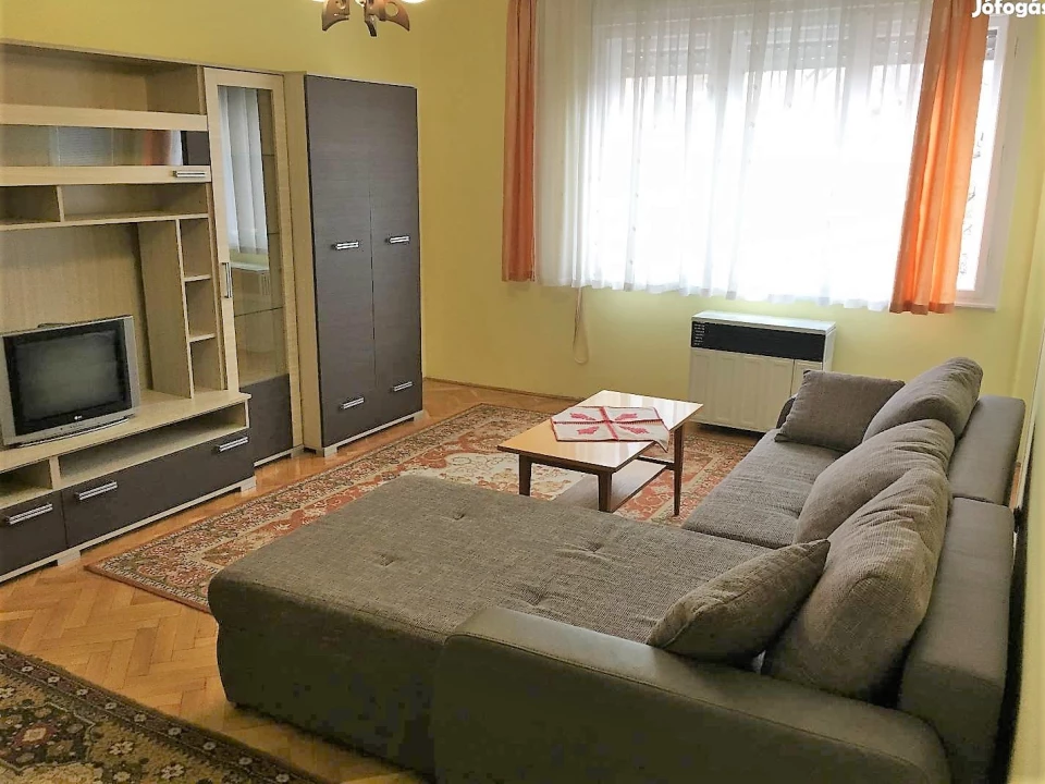 For rent brick flat, Debrecen