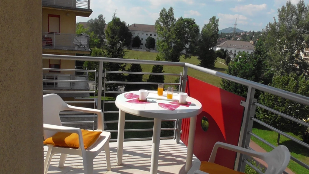 Kiadó Lakás, Budapest III. kerület Lángliliom utca 285.000 Ft