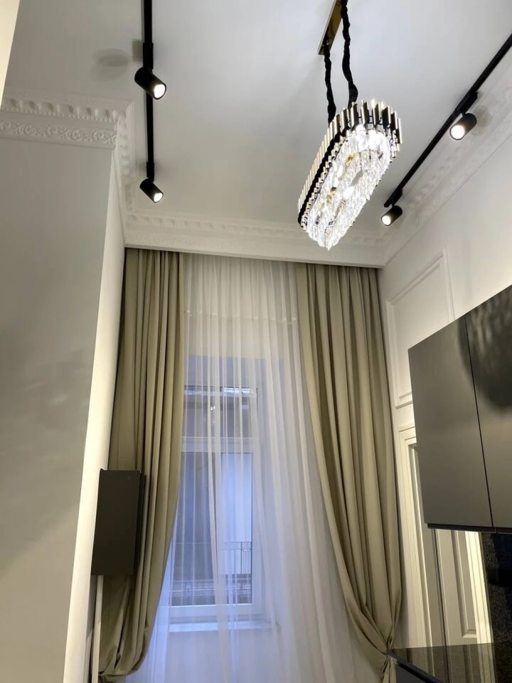 For rent brick flat, Budapest VI. kerület, Nagykörúton belüli terület, Lázár utca