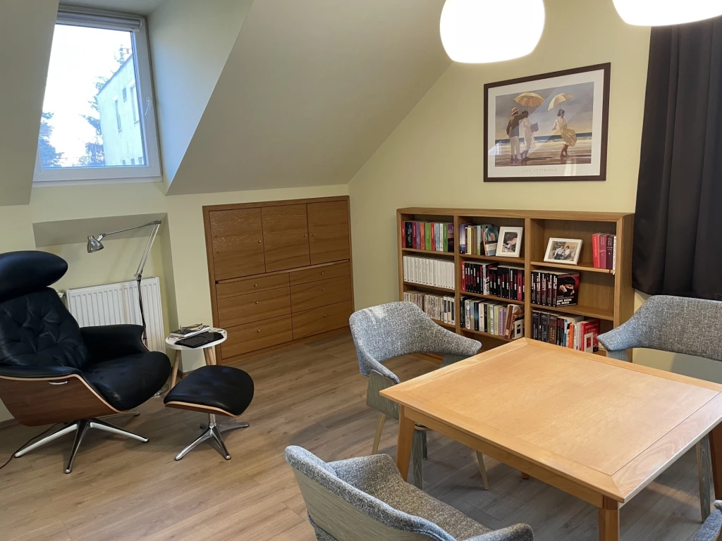 For rent brick flat, Budapest XIV. kerület, Rákos tér