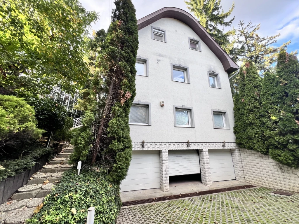 For rent brick flat, Budapest XII. kerület, Zalai út