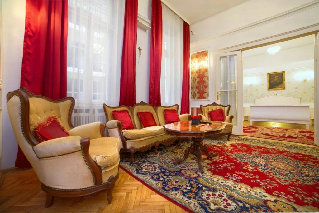 c3-1-name c2-19-name, Budapest V. kerület, Vértanúk tere