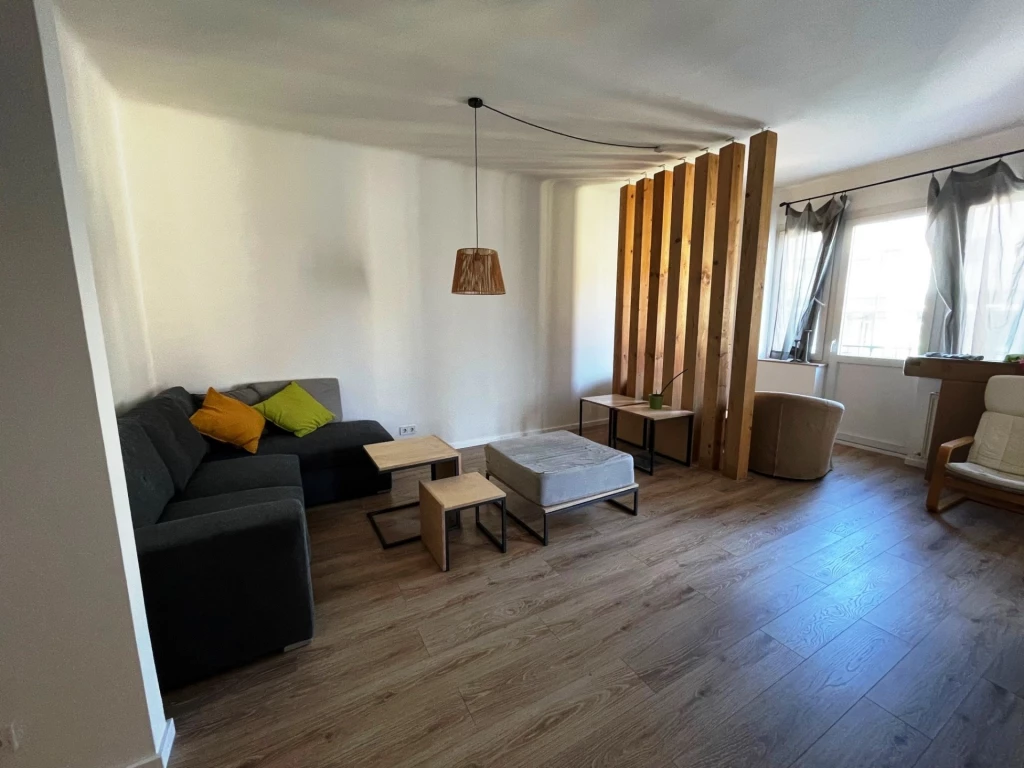 c3-2-name c2-19-name, Budapest VIII. kerület, Baross utca