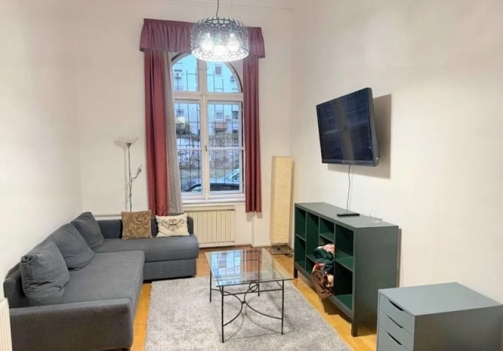 Kiadó Lakás, Budapest VI. kerület Bajnok utca 240.000 Ft