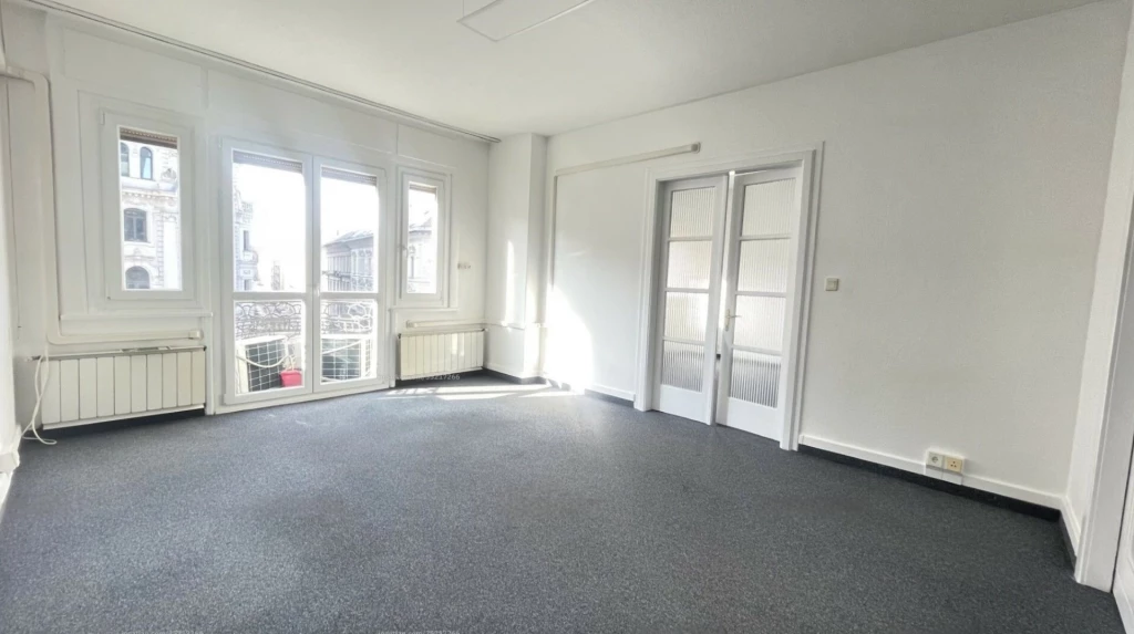 Kiadó Lakás, Budapest VI. kerület Bajcsy-Zsilinszky út 380.000 Ft