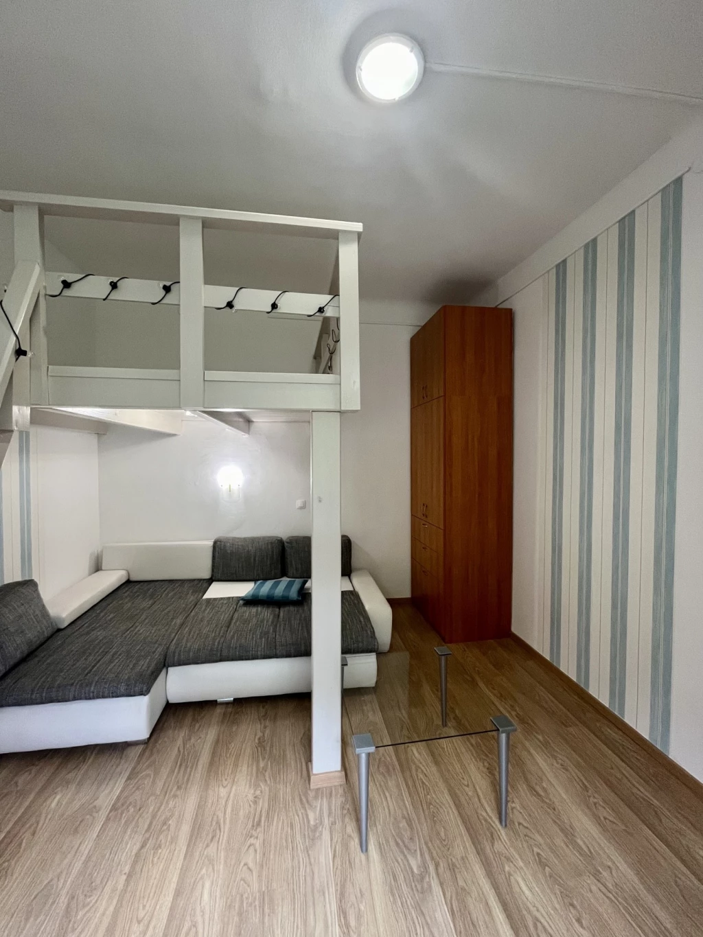 Kiadó Lakás, Budapest XII. kerület Királyhágó tér 215.000 Ft