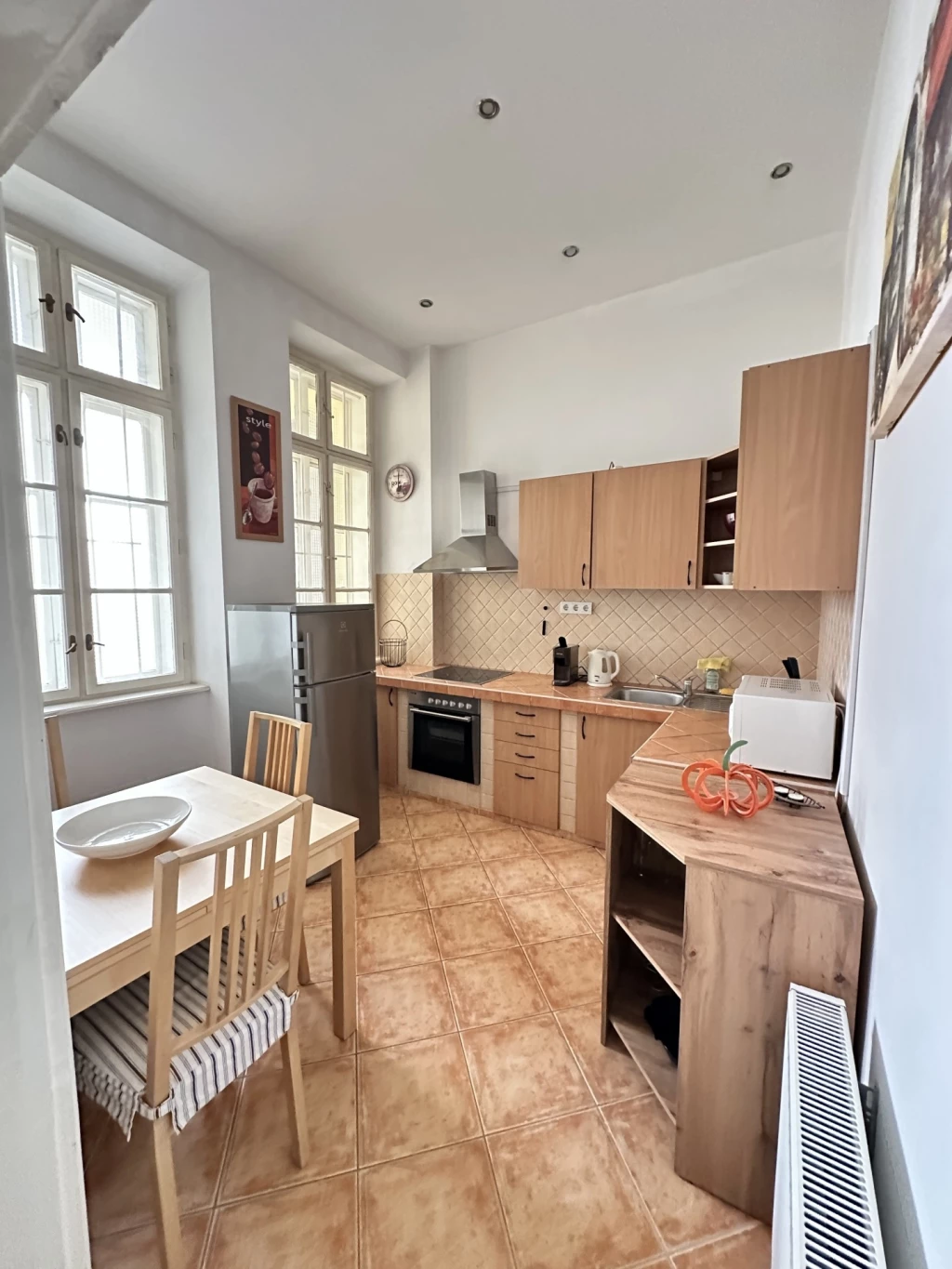 Kiadó Lakás, Budapest VI. kerület Paulay Ede utca 250.000 Ft