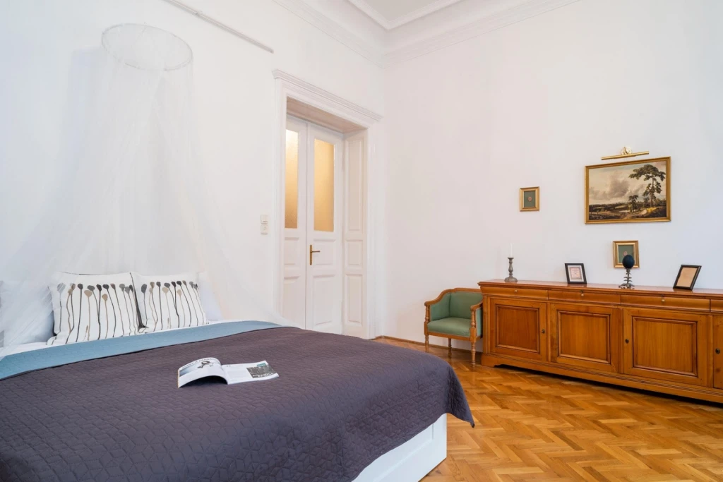 Kiadó Lakás, Budapest VI. kerület 275.000 Ft