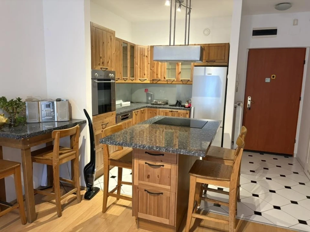 Kiadó Lakás, Budapest III. kerület Bécsi út 260.000 Ft