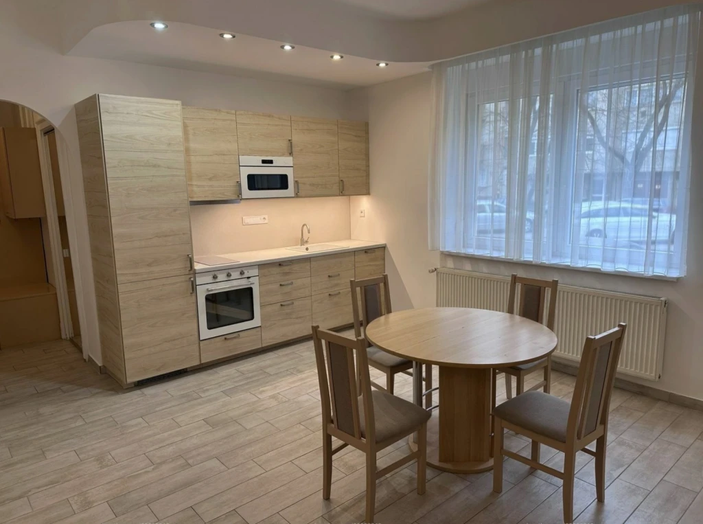 Kiadó Lakás, Budapest XI. kerület Somogyi út 270.000 Ft