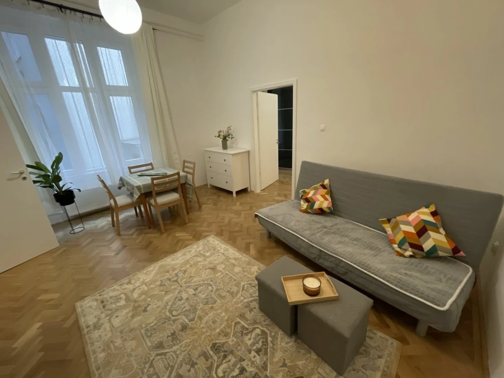 c3-2-name c2-19-name, Budapest I. kerület, Pauler utca