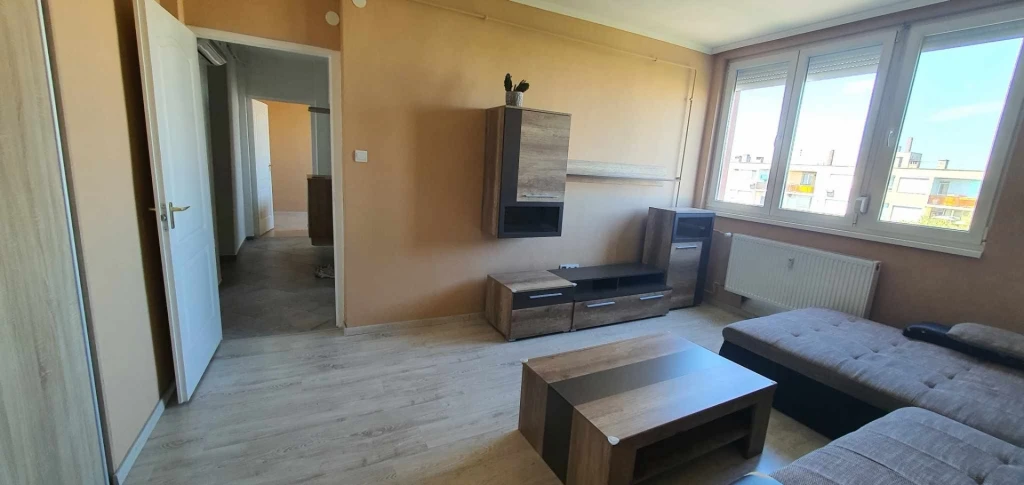 c3-2-name c2-19-name, Budapest XXI. kerület, Templom utca