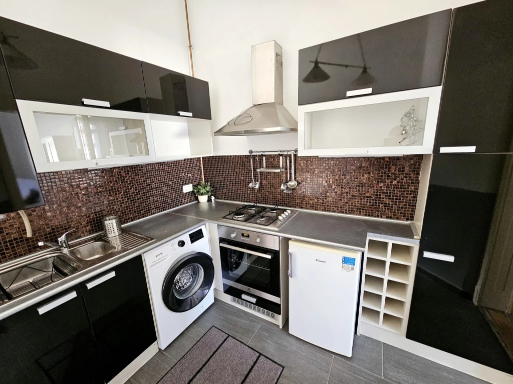 c3-2-name c2-19-name, Budapest VII. kerület, Dohány utca