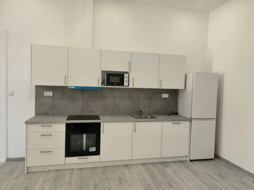 c3-2-name c2-19-name, Budapest V. kerület, Kossuth Lajos utca