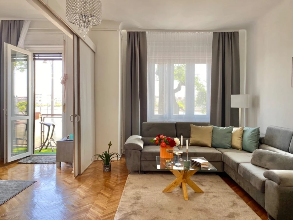 Kiadó Lakás, Budapest II. kerület Bem rakpart 385.000 Ft