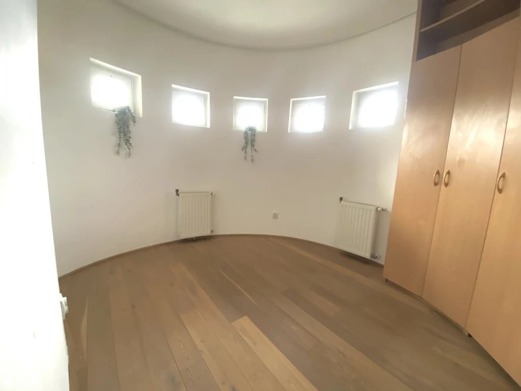 Kiadó Lakás, Budapest II. kerület Csalogány utca 690.000 Ft