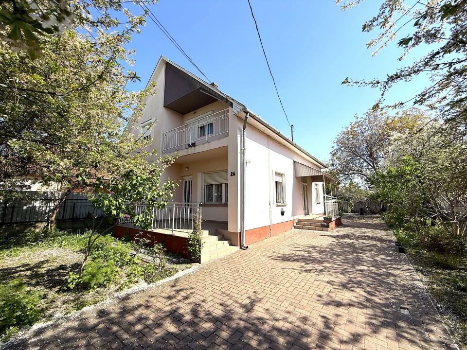 Eladó családi ház, Siófok