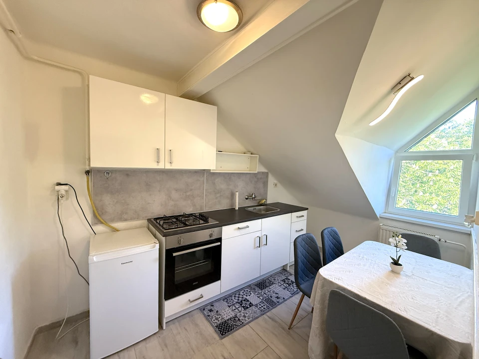 Eladó társasházi lakás, Siófok