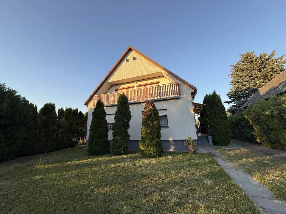 Eladó családi ház, Siófok