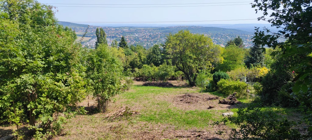 For sale building plot, Budapest III. kerület, Csúcshegy, Menedékház utca