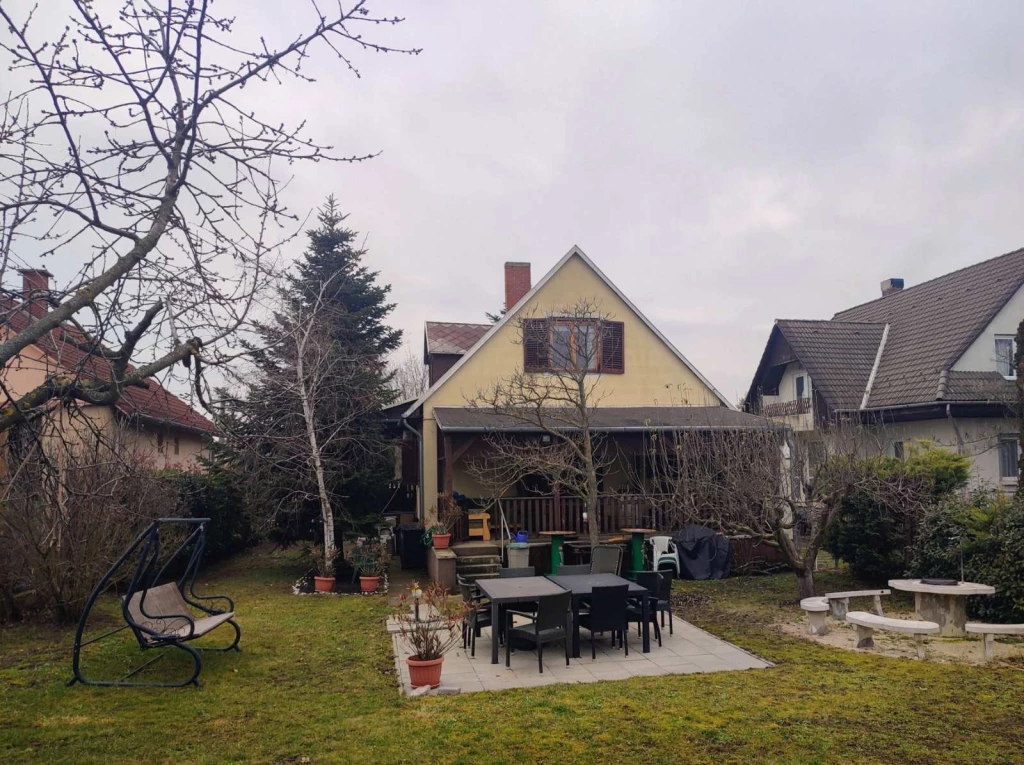 Eladó családi ház, Balatonakali, Központban