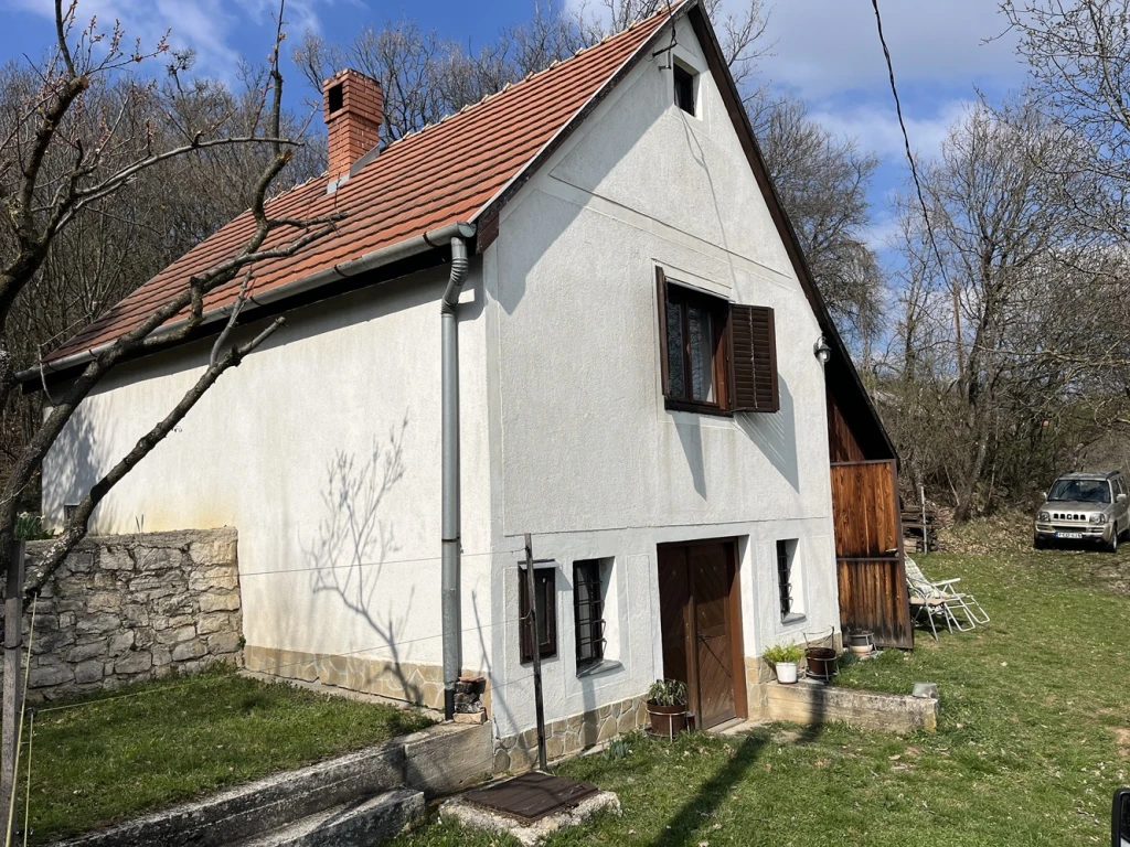 c3-1-name c2-1-name, Vászoly, Öreghegy