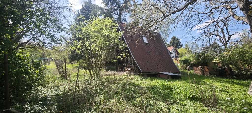 Eladó építési telek, Budapest III. kerület, Csúcshegy, Aranypatak utca